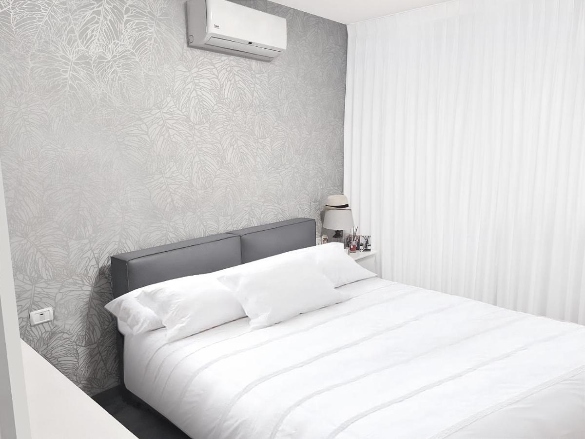 Beach Suite Israel- Private Jacuzzi Garden Suite & Gym, 3 Min Walk To Beach ביץ סוייט ישראל- ג'קוזי פרטי בגינה 3 דקות הליכה לים וחדר כושר Ashkelon Luaran gambar