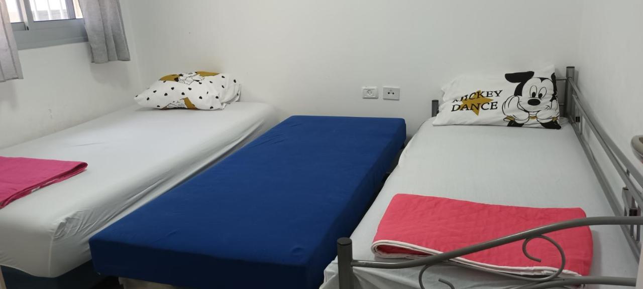 Beach Suite Israel- Private Jacuzzi Garden Suite & Gym, 3 Min Walk To Beach ביץ סוייט ישראל- ג'קוזי פרטי בגינה 3 דקות הליכה לים וחדר כושר Ashkelon Luaran gambar