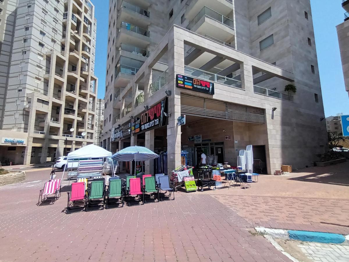 Beach Suite Israel- Private Jacuzzi Garden Suite & Gym, 3 Min Walk To Beach ביץ סוייט ישראל- ג'קוזי פרטי בגינה 3 דקות הליכה לים וחדר כושר Ashkelon Luaran gambar